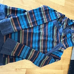 Kids shirt size 3T